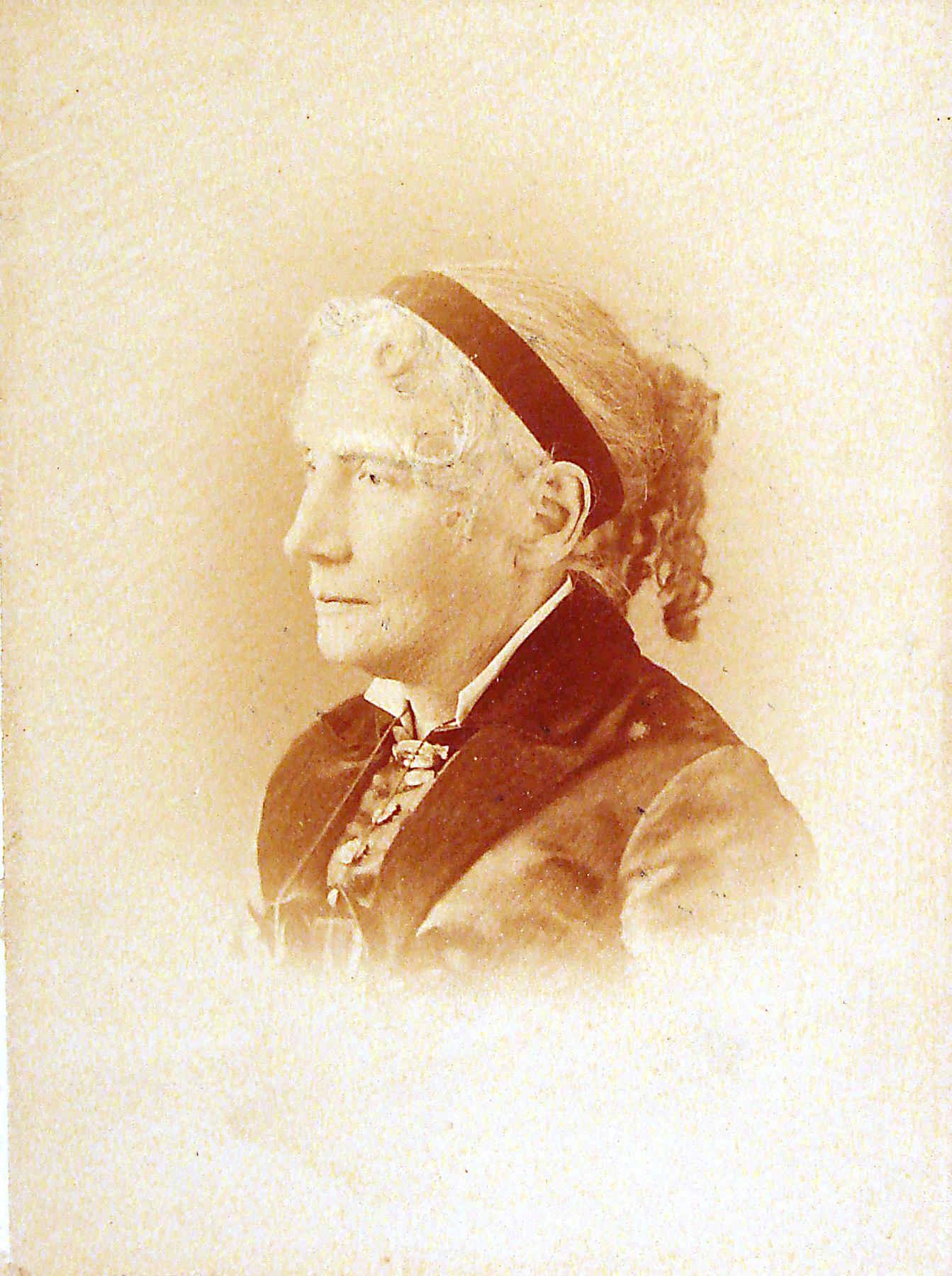 Harriet Beecher Stowe photo