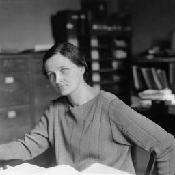 Cecilia Payne-Gaaposchkin Headshot