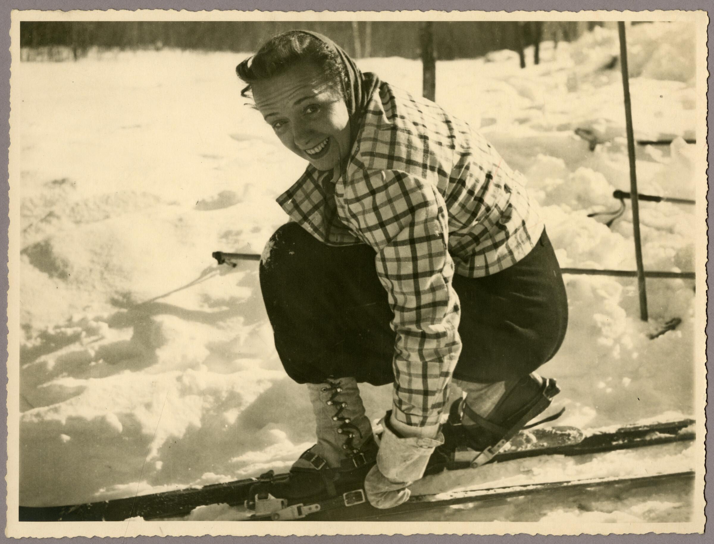 Claire McCardell on skis