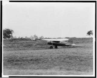 Amelia Earhart taking off from Hawaii in solo flight