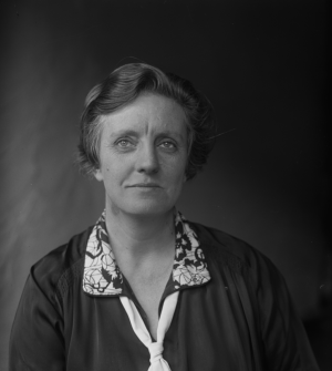 Elsie Robinson